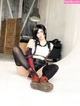 Alina Becker Tifa Lockhart Cosplay