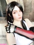 Alina Becker Tifa Lockhart Cosplay