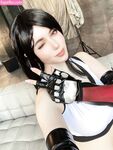 Alina Becker Tifa Lockhart Cosplay