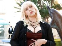 Billie Eilish tits