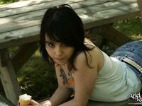 Ariel Rebel March 15 (March 2006)