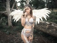 Zayuri - White/Black Angel Shooting