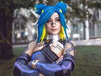 Zayuri - Neon Cosplay Set