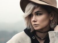 Zayuri - Various Pictures Outside / Roller Skate Shooting