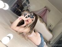 Belle - Impressing You