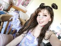 Belle - Gummy Monster