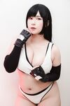 Uyuyu Tifa Cosplay