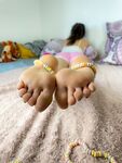 Lola French Feet girl