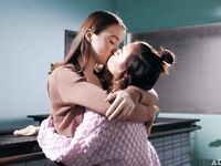 Hazel moore(white teen)