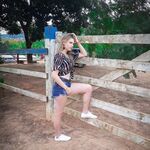 Taina_braun(white girl)