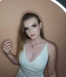 Taina_braun(white girl)