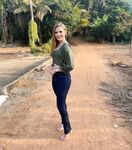 Taina_braun(white girl)