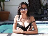 Farha Khalidi Onlyfans Album Leak