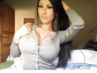 Naomi May / Elisa Pedersen