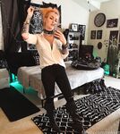 Pokket Fansly Pictures Onlyfans Leak