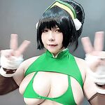TophBeifong - Uy Uy