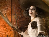 Disharmonica - Lady Dimitrescu