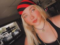 Bizzymuffins aka Hope Mohler