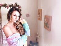 Izzy_xx, blanc noir picture collection