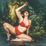 Lillyvinnily Rainy Day Elf Cosplay