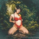 Lillyvinnily Rainy Day Elf Cosplay