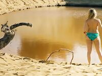 MIA MALKOVA SCREENSHOT COPY KARO