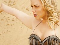 MIA MALKOVA SCREENSHOT COPY KARO