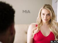 MIA MALKOVA