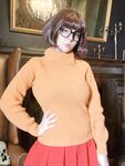 Helly Valentine - Velma