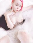 Helly Valentine - Bubble Bath