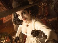 Disharmonica - Lady Dimitrescu