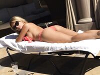 Emma Hernan & friends