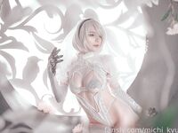 Michi Kyunn 2B bride