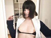 onlyfans - niquidoll (Updated)