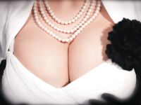 Lady Dimitrescu - Angie G