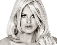 Victoria Silvstedt photos