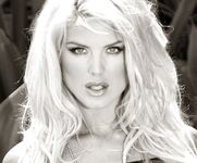Victoria Silvstedt photos