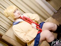 Nerdee Lennox - Knaifu - Himiko Toga Cosplay