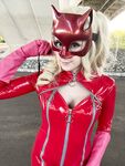 Ann - Panther Selfies