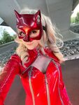 Ann - Panther Selfies
