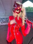 Ann - Panther Selfies