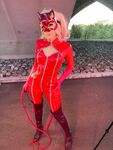 Ann - Panther Selfies