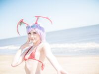 Beach Lilith & Morrigan