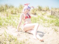 Beach Lilith & Morrigan