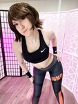 Workout Makoto Selfies