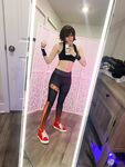 Workout Makoto Selfies