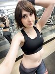 Workout Makoto Selfies