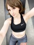 Workout Makoto Selfies