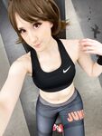 Workout Makoto Selfies
