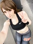 Workout Makoto Selfies